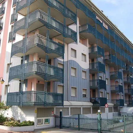 One-bedroom Flat Next To Thermae Apartamento Bibione