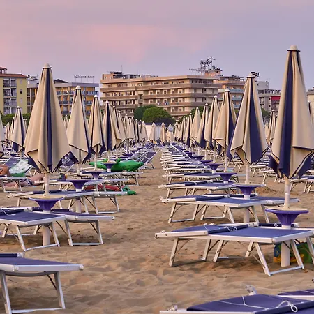 One-bedroom Flat Next To Thermae Apartamento